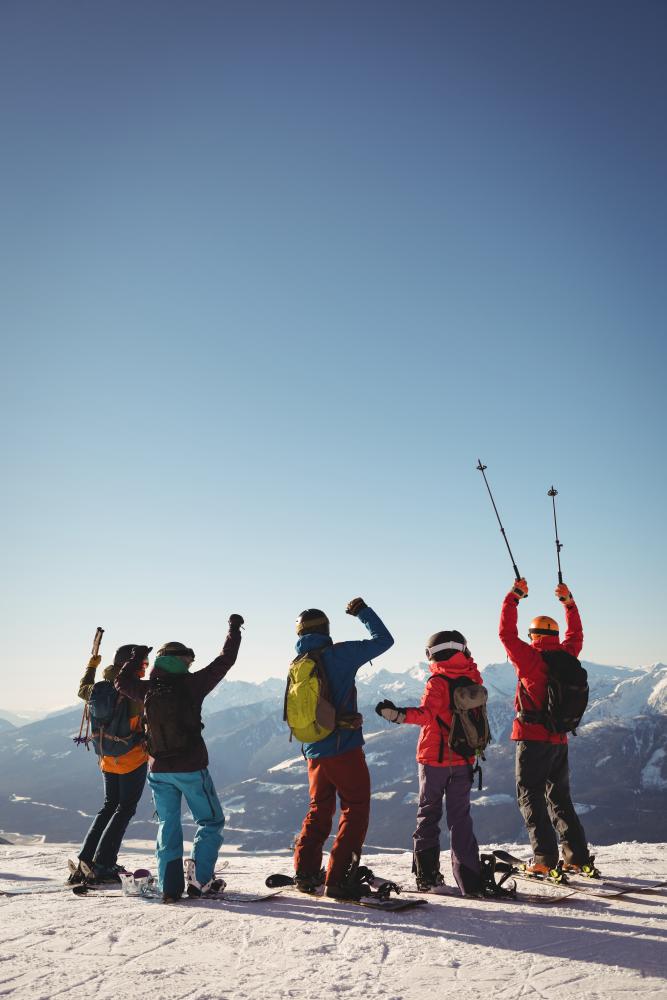 Vintersportutrustning på Skizaak: handla direkt eller besök vår butik